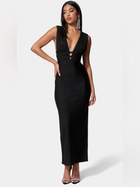 Bebe Luxe Bandage Plunge Neck Gown Size Large